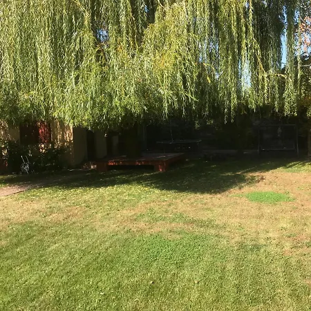 Pelso Villa
